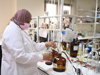 مُختبرات الصحة العامة المركزية بسلطنة عُمان